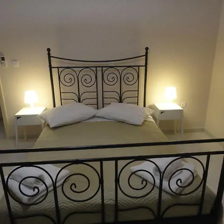 Apartament Yialos *